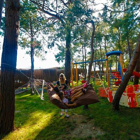 Green Pine Beach & Bungallows Хісароню Екстер'єр фото