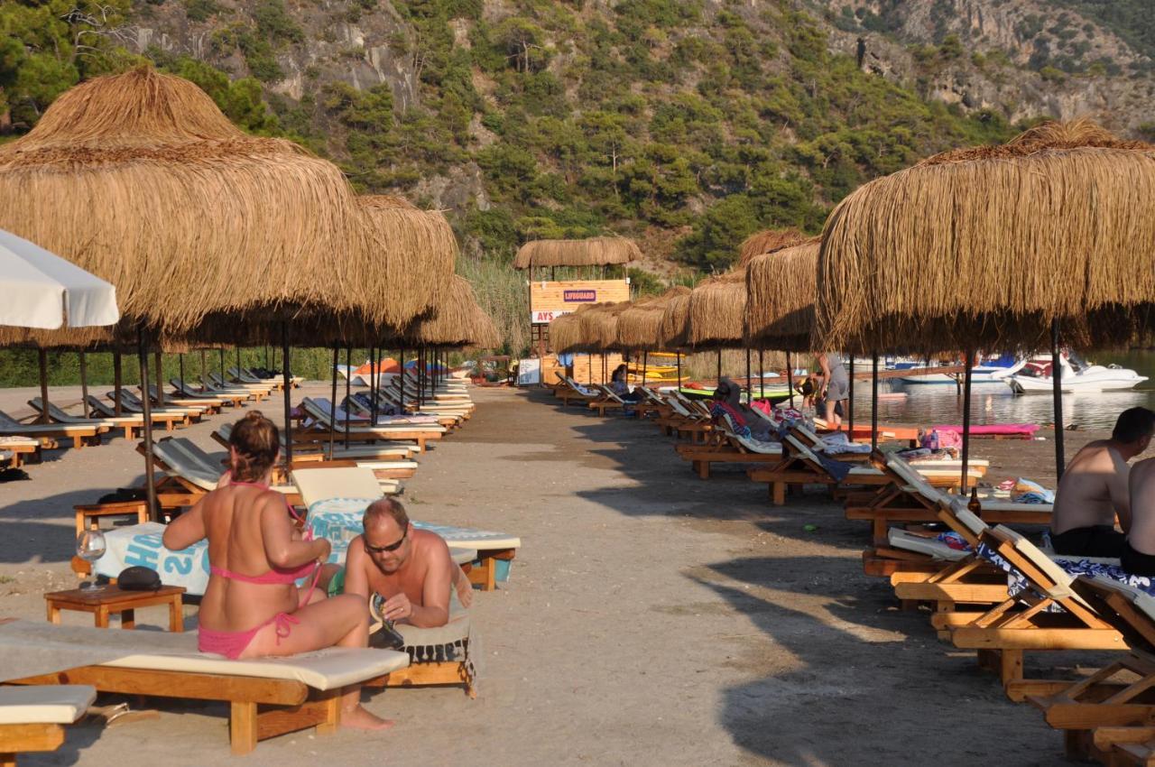 Green Pine Beach & Bungallows Хісароню Екстер'єр фото