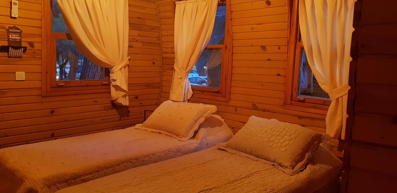 Green Pine Beach & Bungallows Хісароню Екстер'єр фото