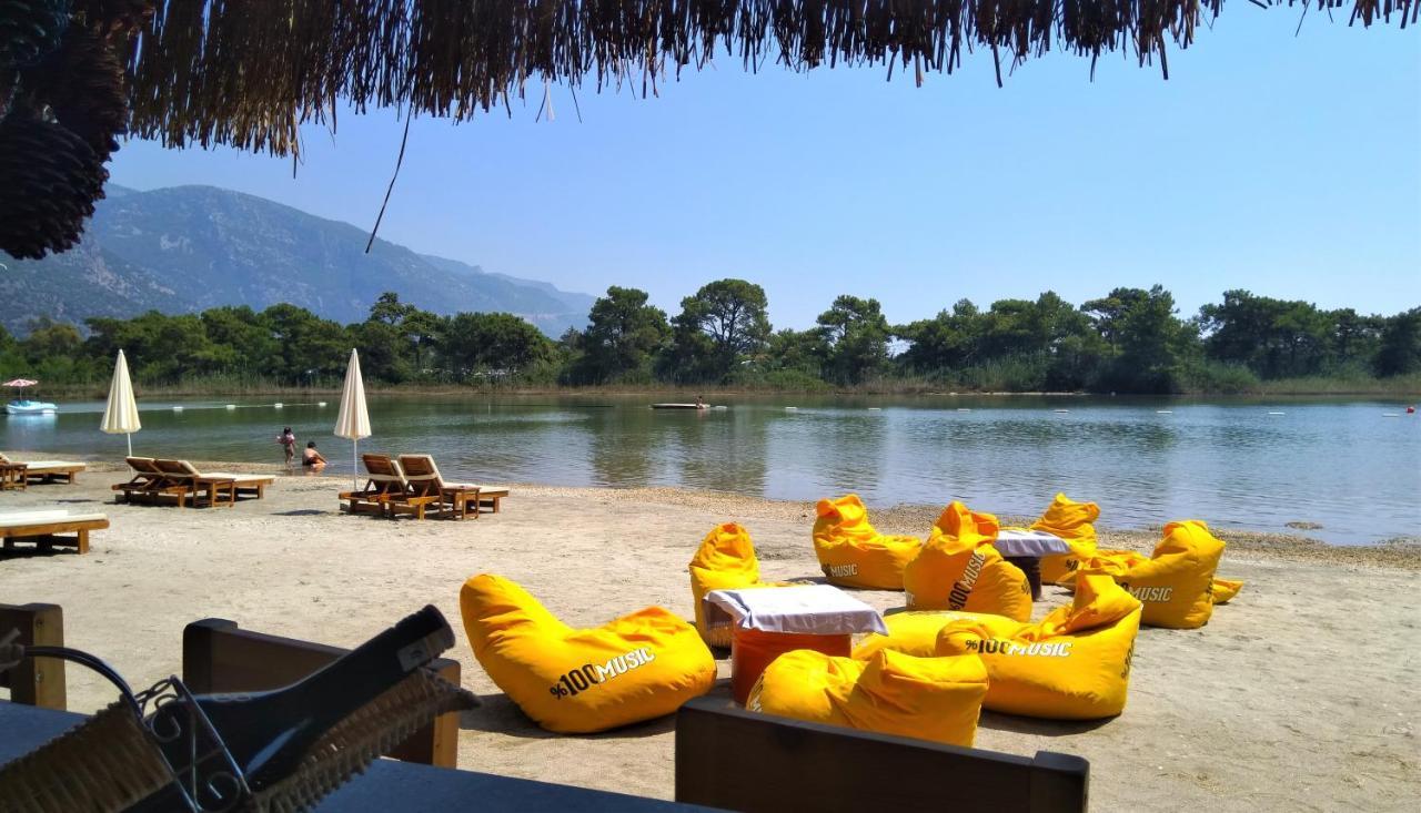 Green Pine Beach & Bungallows Хісароню Екстер'єр фото