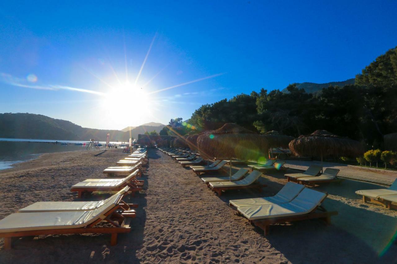 Green Pine Beach & Bungallows Хісароню Екстер'єр фото